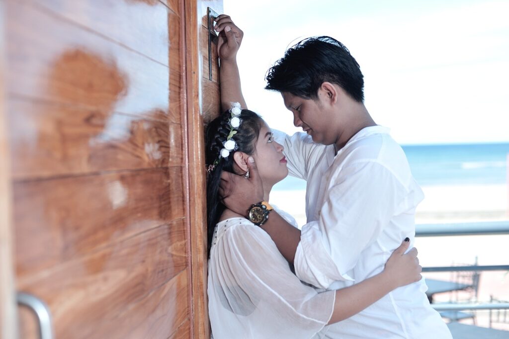 Kerala honeymoon tour packages from Pune